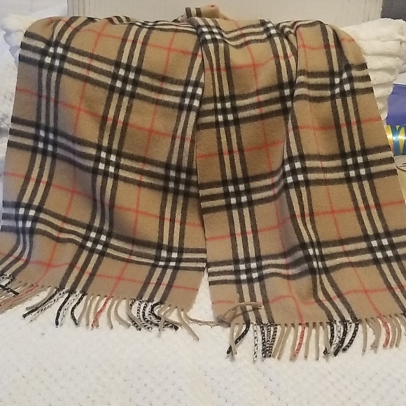 Burberry Accessories - Vintage burberrys cashmere scarf